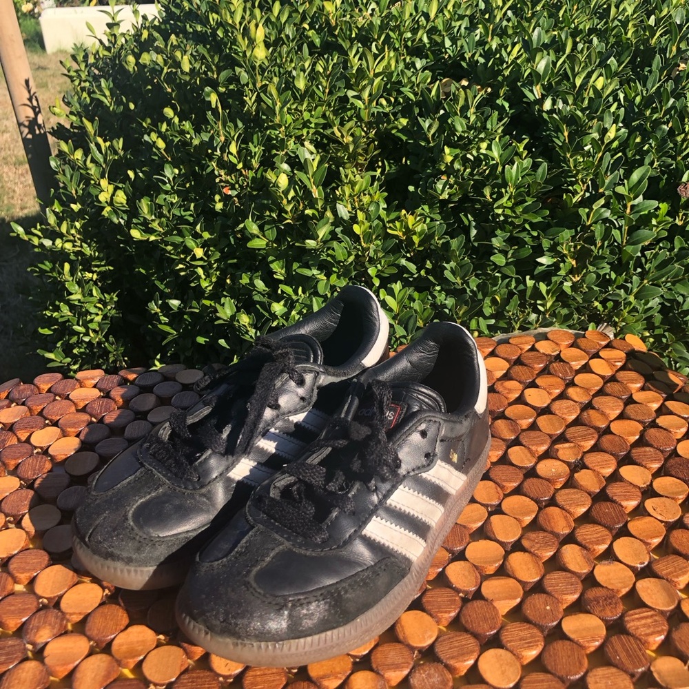 Adidas Samba Boys Black Athletic Sneakers with White Stripes Size 11K